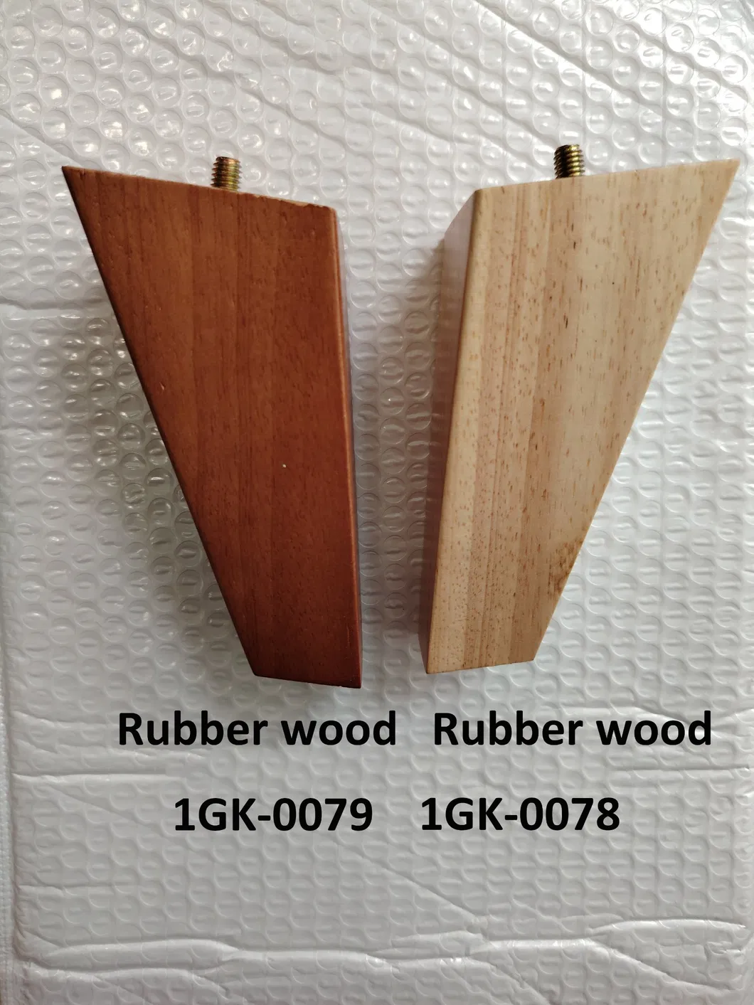 sof&aacute; de madera con textura clara y bien estructurada de 250 mm