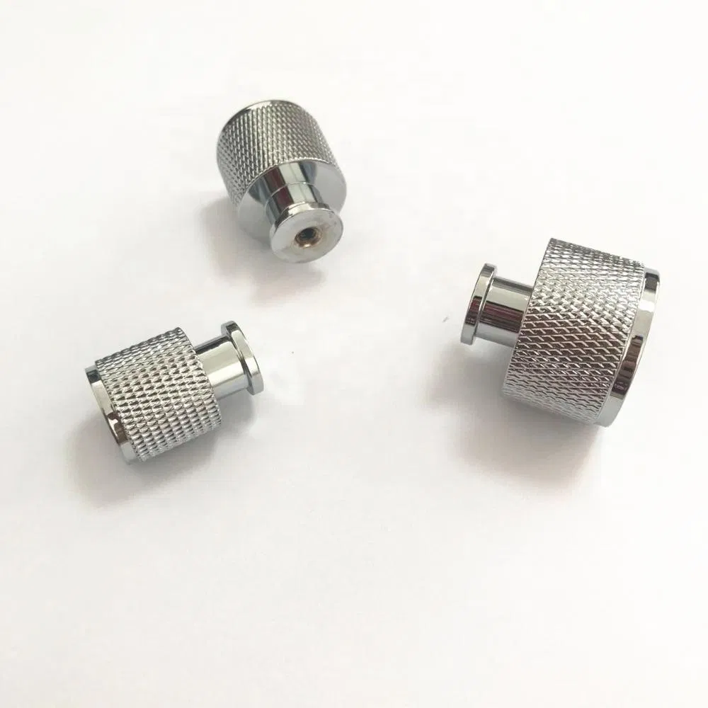 Mecanizado de piezas torneadas CNC OEM Perilla moleteada de aluminio cromado de precisi&oacute;n por encargo