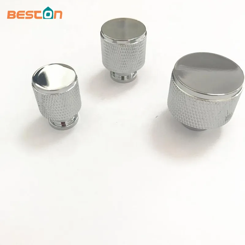 Piezas torneadas CNC OEM que mecanizan perilla moleteada de aluminio cromado de precisi&oacute;n por encargo 