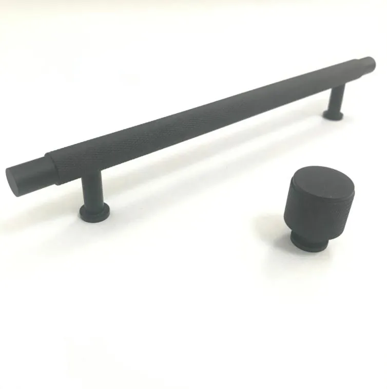 Tirador de lat&oacute;n moleteado para armario macizo, negro, 